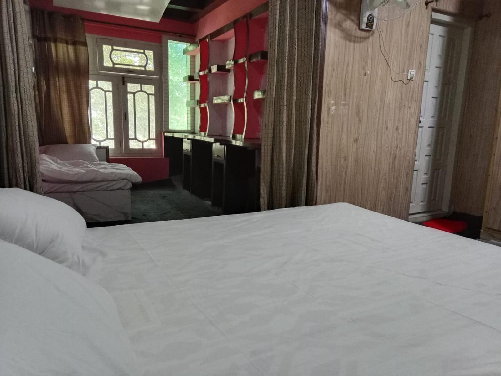 Golden Ibex Resort Skardu Exterior foto